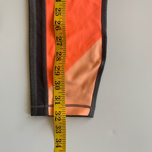 Under Armour Training Pants - Picture 6 of 6